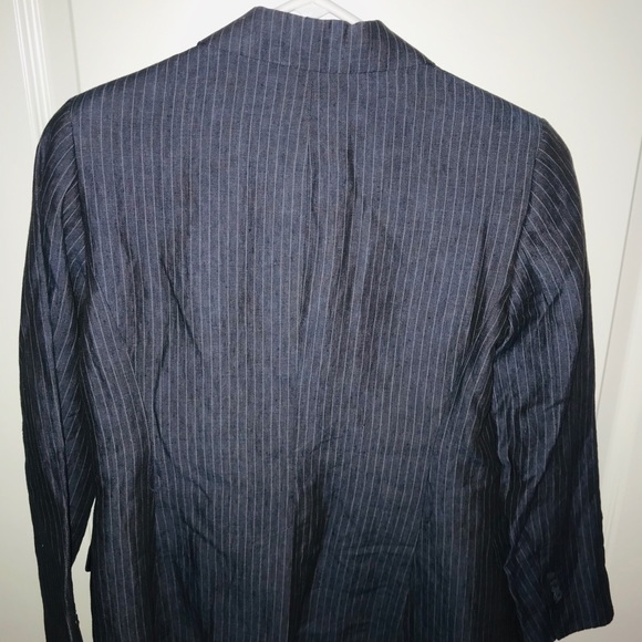 💥Brooks Brothers women’s pinstripe blazer - Picture 2 of 7